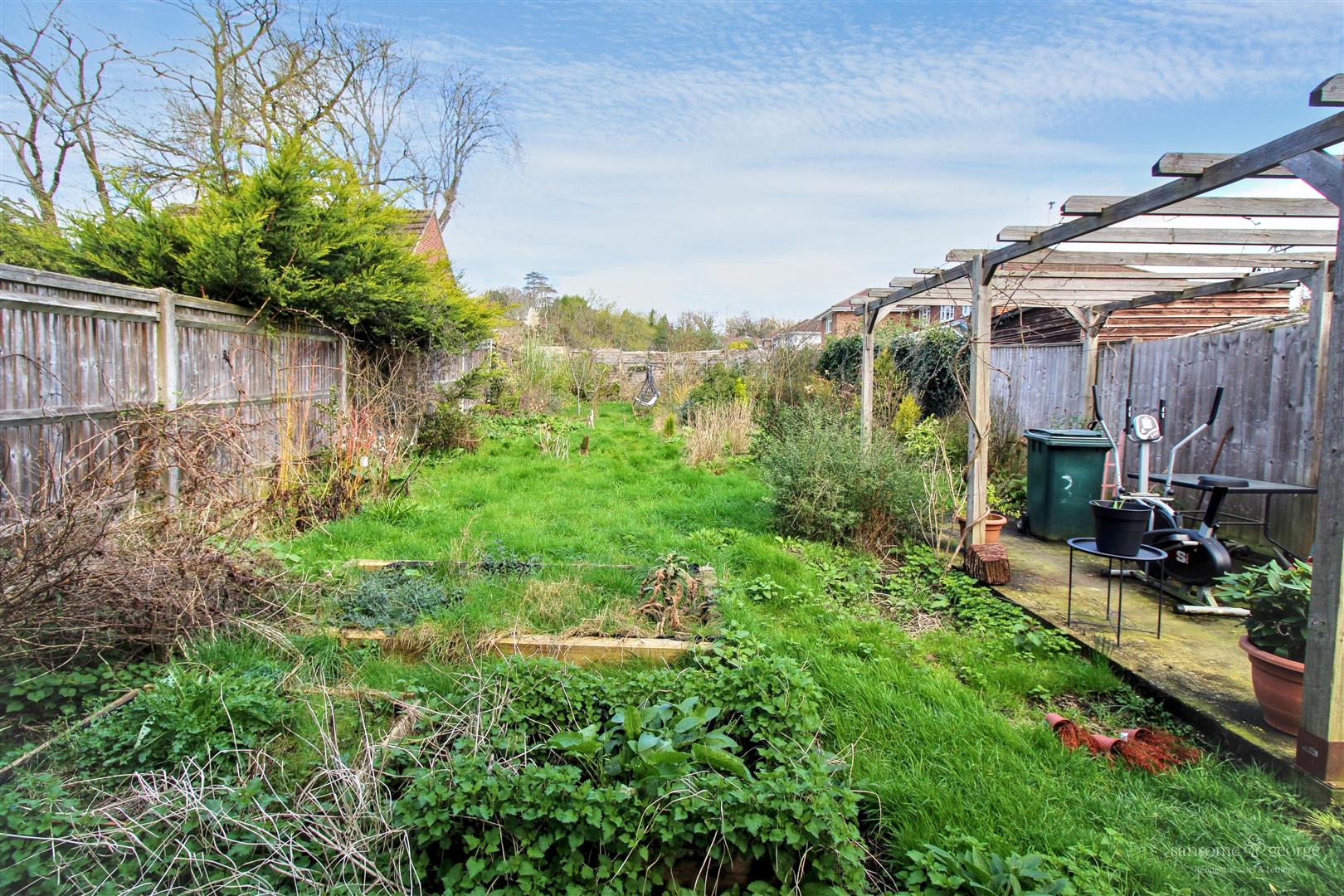 Hogarth Avenue, Tilehurst, Reading